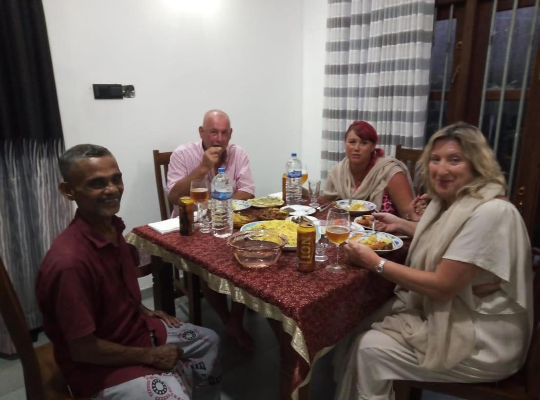 Galle Fantacy أونا واتونا المظهر الخارجي الصورة